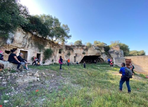 Trekking Ostuni: il Villaggio rupestre di Lamacornola